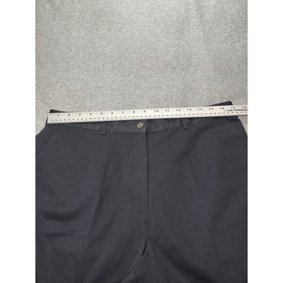 LL Bean Chino Shorts Womens Size 16 W34 Wrinkle Resistant Navy Blue Golf - Picture 2 of 8